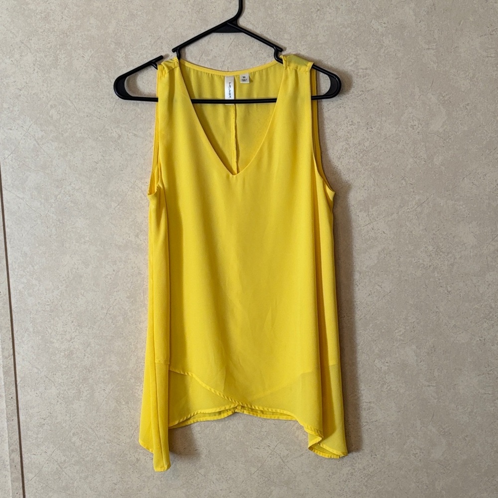 Tacera Sheer Yellow V-Neck Tank Top with Asymmetrical Hem Size M